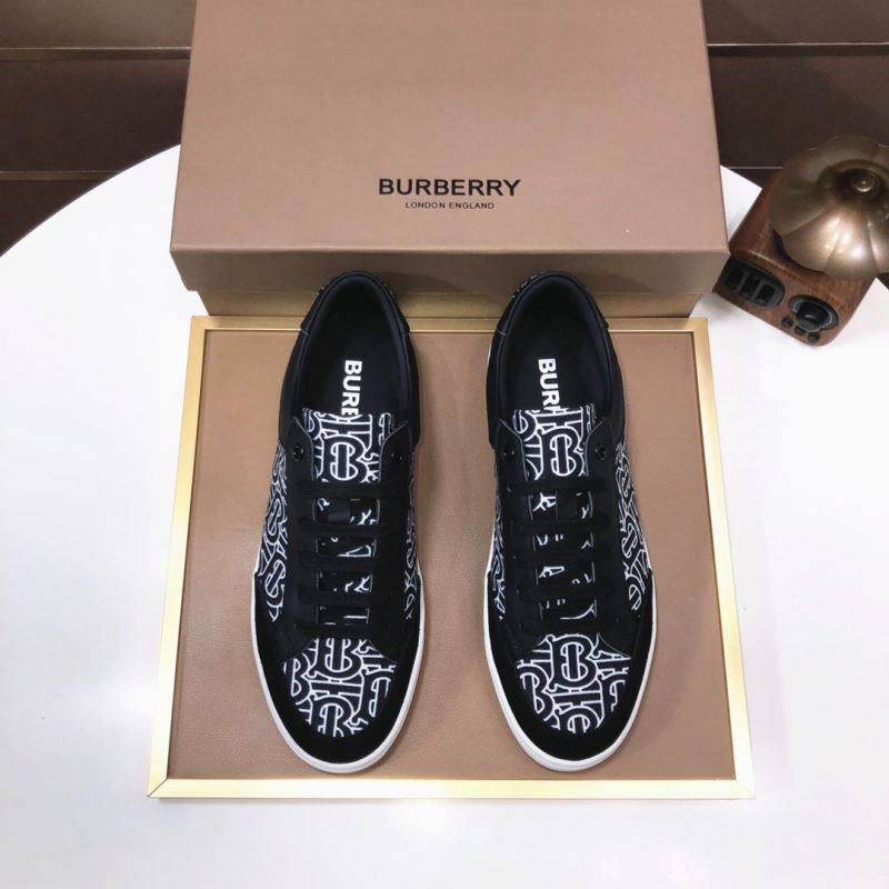 Burberry Low Shoes